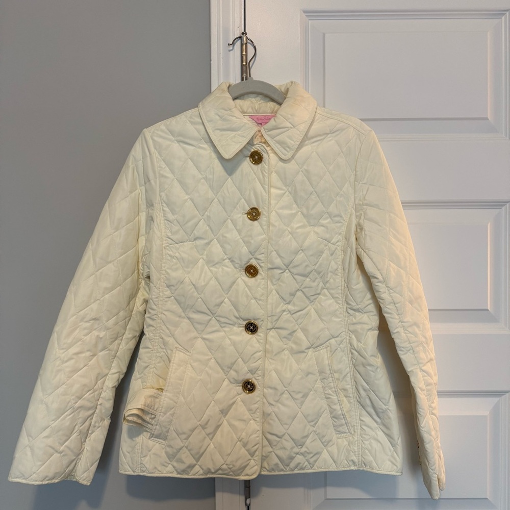 Lilly Pulitzer Off White Quilted Jacket | Size M